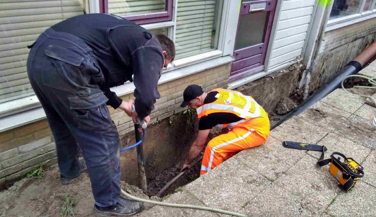 Vrijzuigen fundering woningen in Emmeloord