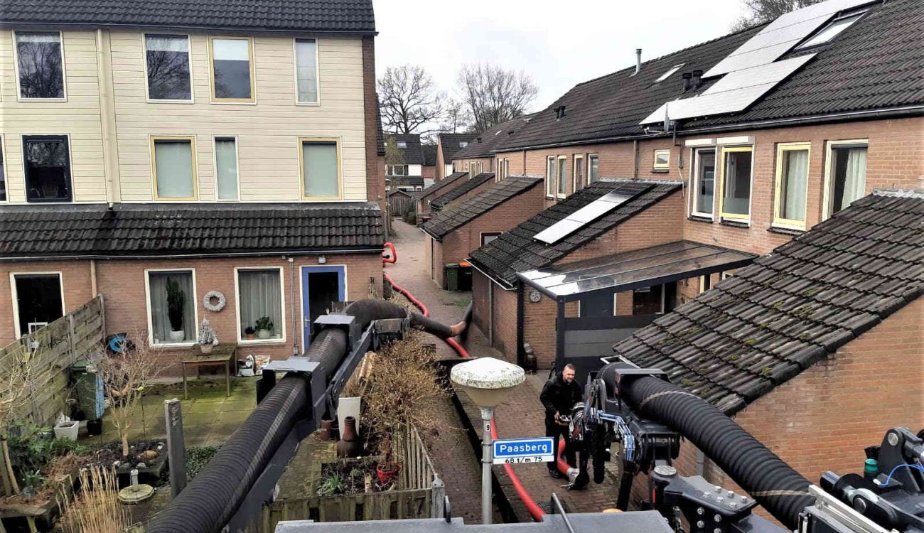 Uitzuigen via achtertuinen in Hardenberg