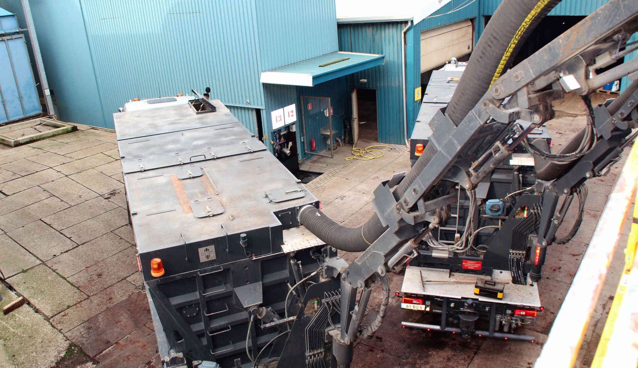 Biofilter leegzuigen met zuigwagen