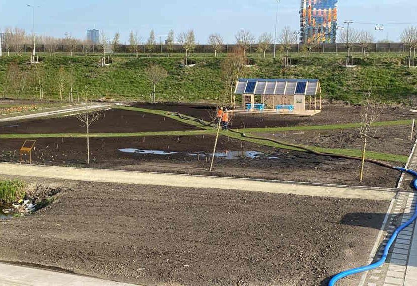 Ophogen tuinen van Floriade in Almere