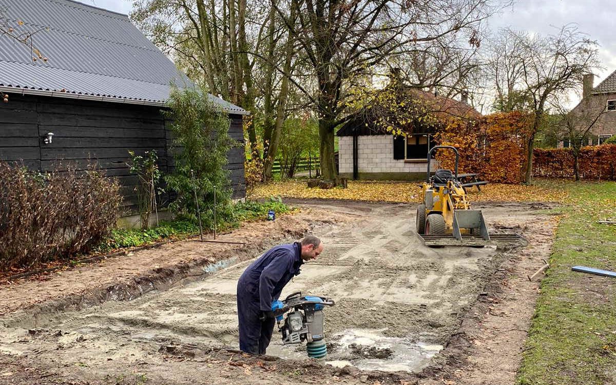 Aantrillen zandbed na zandblazen