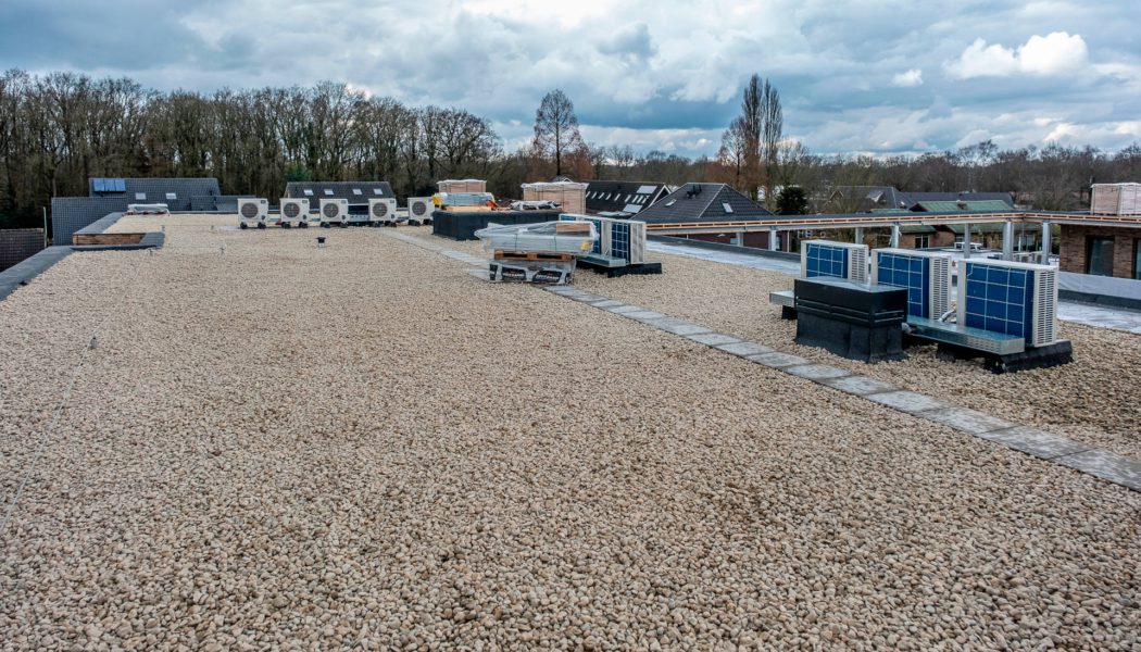 Dakgrind op een plat dak