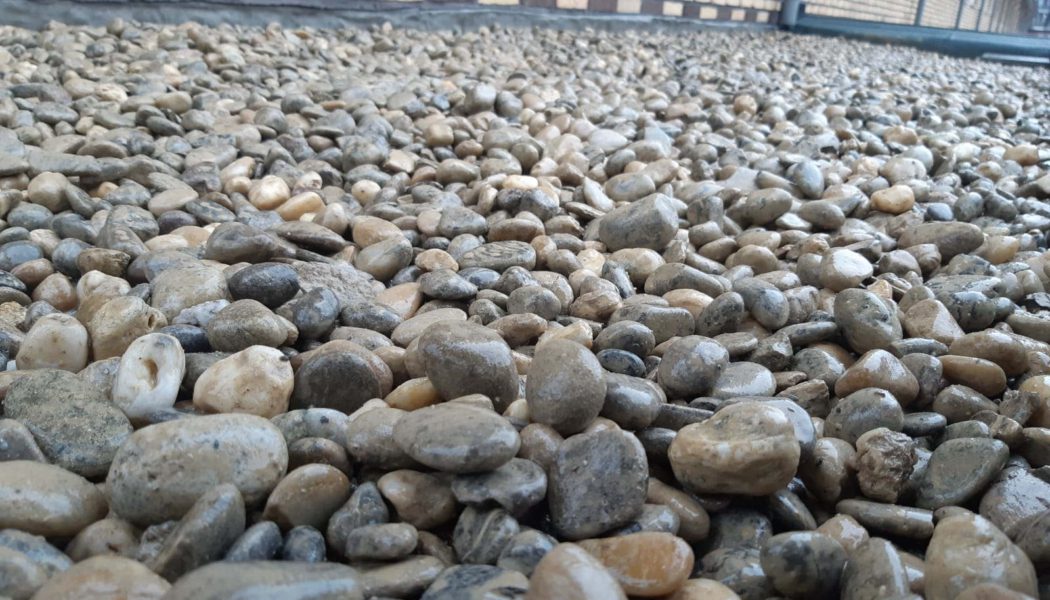 Dakgrind op plat dak nieuw