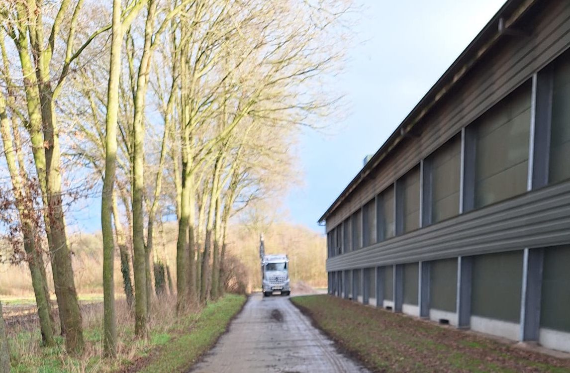 Pluimveestallen schoonmaken Hengevelde